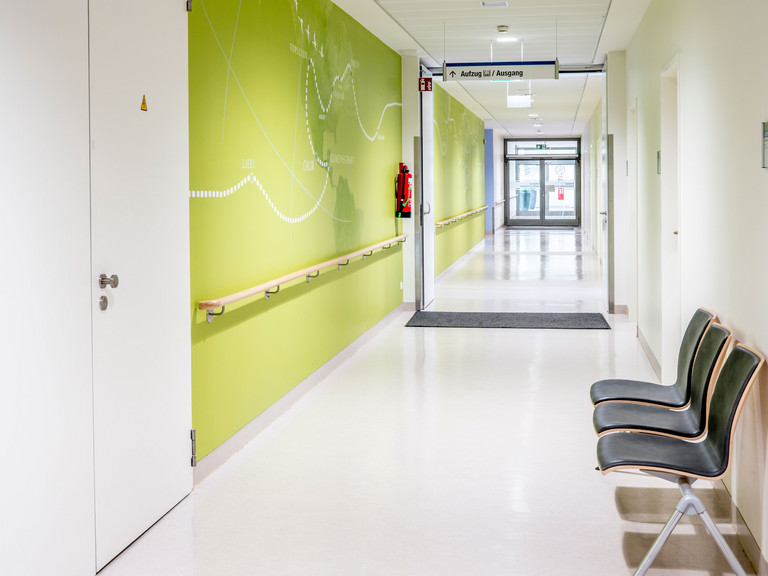 Corridor of the Gynecology Clinic in the Albertinen Hospital/Albertinen International in Hamburg