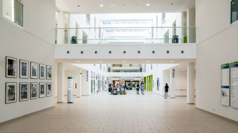 Lobby in the Albertinen Hospital/Albertinen International in Hamburg